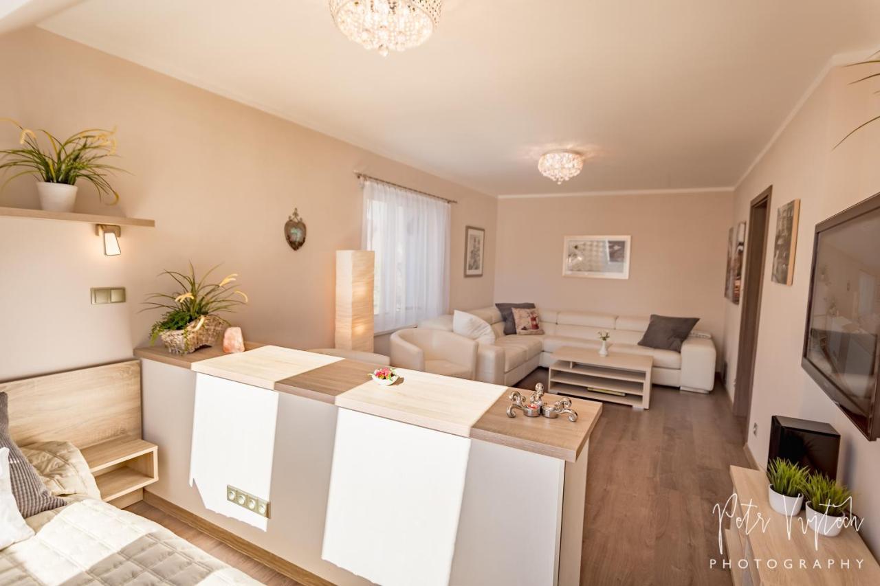 Apartman Na Lipne 弗林布尔克 外观 照片